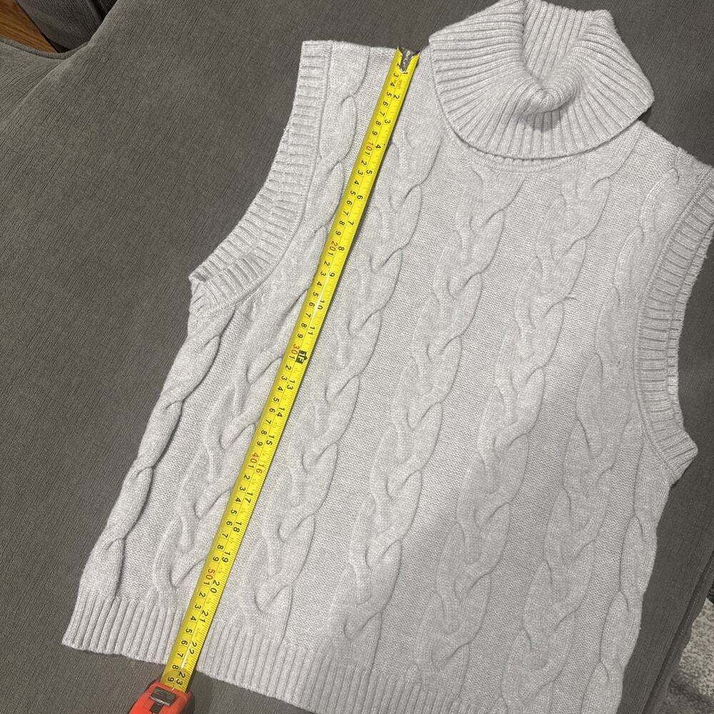 House of Harlow 1960 Gray Cable Knit Soft Turtleneck Sweater Vest - Size Small - Picture 8 of 11